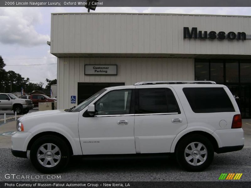 Oxford White / Camel 2006 Lincoln Navigator Luxury