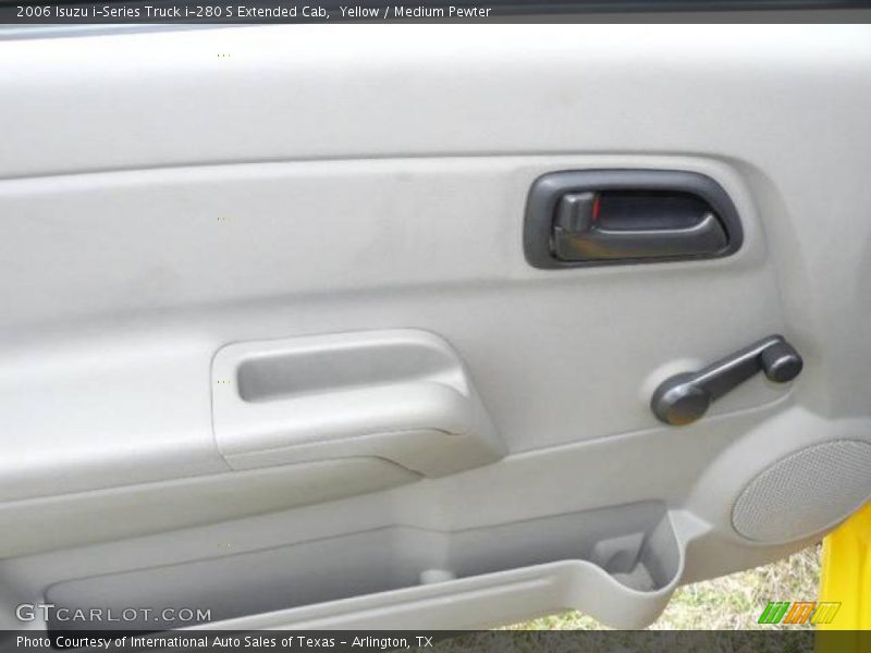 Yellow / Medium Pewter 2006 Isuzu i-Series Truck i-280 S Extended Cab
