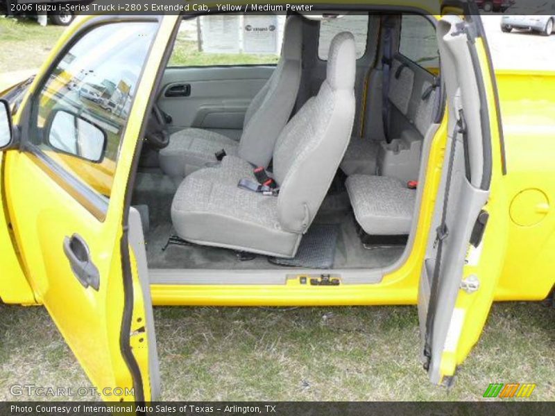 Yellow / Medium Pewter 2006 Isuzu i-Series Truck i-280 S Extended Cab