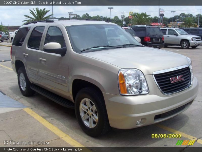 Gold Mist Metallic / Light Tan 2007 GMC Yukon SLE