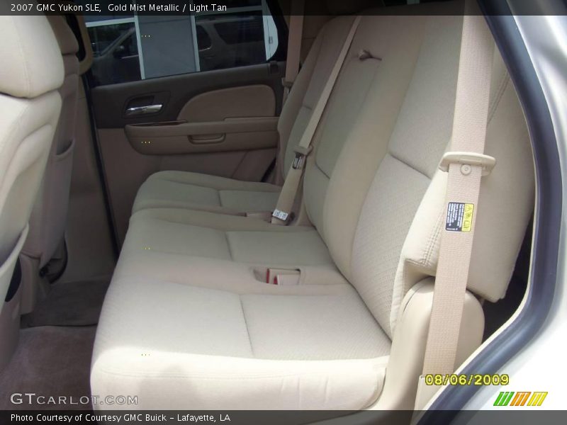 Gold Mist Metallic / Light Tan 2007 GMC Yukon SLE