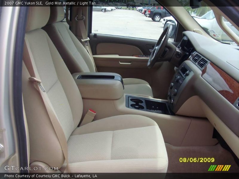 Gold Mist Metallic / Light Tan 2007 GMC Yukon SLE