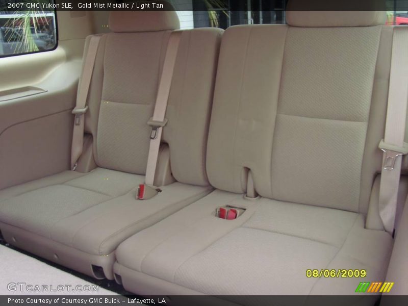 Gold Mist Metallic / Light Tan 2007 GMC Yukon SLE