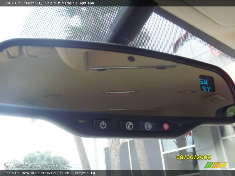 Gold Mist Metallic / Light Tan 2007 GMC Yukon SLE