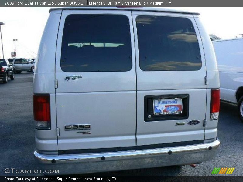 Brilliant Silver Metallic / Medium Flint 2009 Ford E Series Van E350 Super Duty XLT Passenger