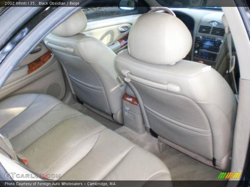 Black Obsidian / Beige 2002 Infiniti I 35