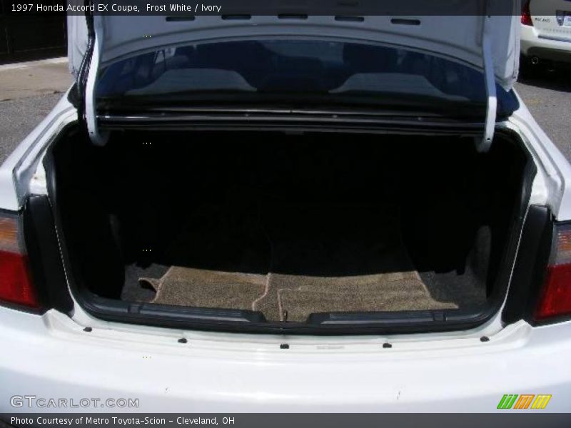 Frost White / Ivory 1997 Honda Accord EX Coupe