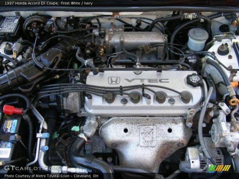 Frost White / Ivory 1997 Honda Accord EX Coupe