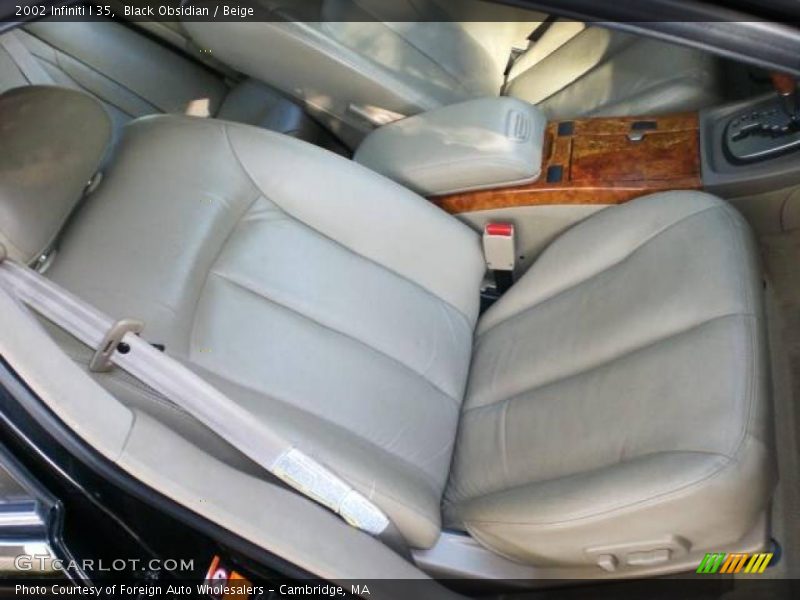 Black Obsidian / Beige 2002 Infiniti I 35