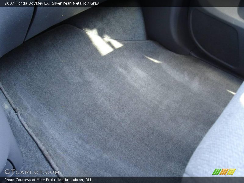 Silver Pearl Metallic / Gray 2007 Honda Odyssey EX