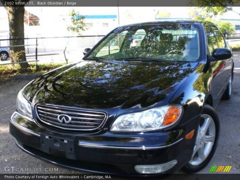 Black Obsidian / Beige 2002 Infiniti I 35