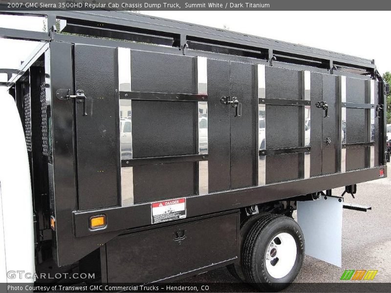 Summit White / Dark Titanium 2007 GMC Sierra 3500HD Regular Cab Chassis Dump Truck