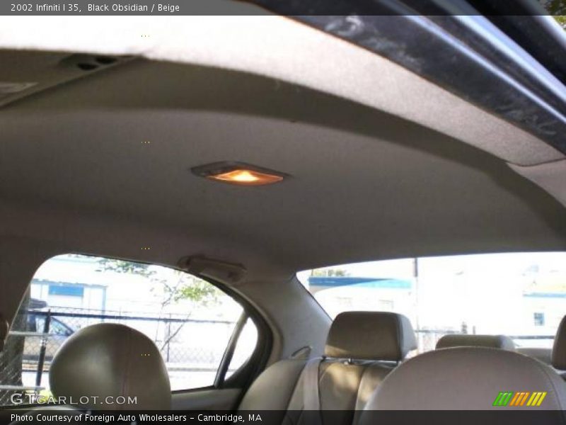 Black Obsidian / Beige 2002 Infiniti I 35