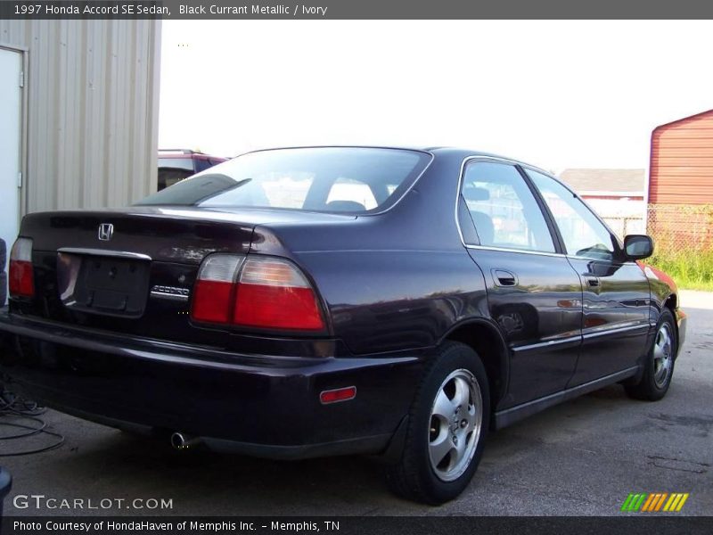 Black Currant Metallic / Ivory 1997 Honda Accord SE Sedan