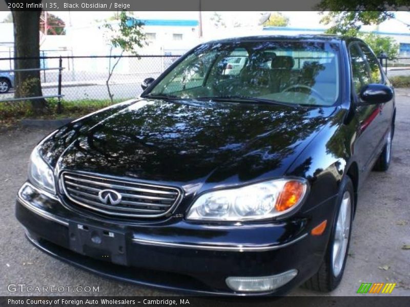 Black Obsidian / Beige 2002 Infiniti I 35