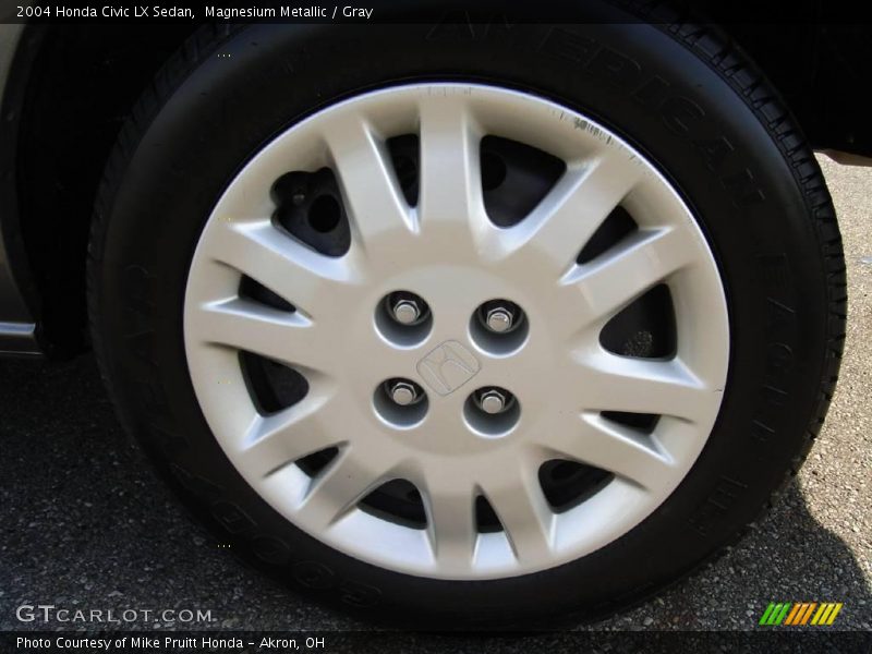 Magnesium Metallic / Gray 2004 Honda Civic LX Sedan