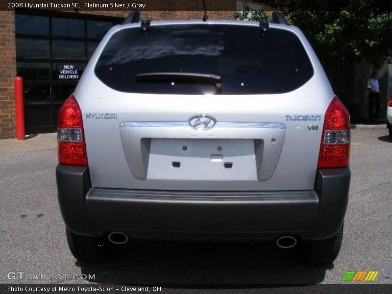 Platinum Silver / Gray 2008 Hyundai Tucson SE