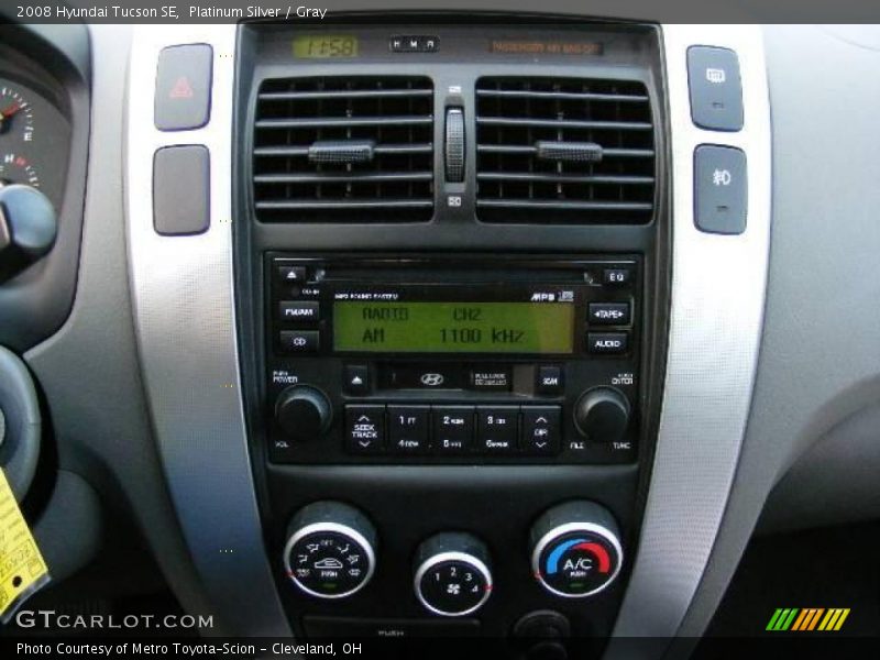 Platinum Silver / Gray 2008 Hyundai Tucson SE