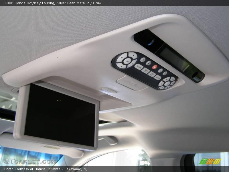 Silver Pearl Metallic / Gray 2006 Honda Odyssey Touring