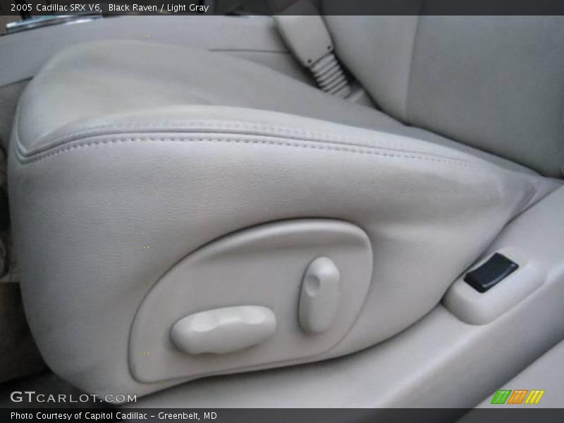 Black Raven / Light Gray 2005 Cadillac SRX V6
