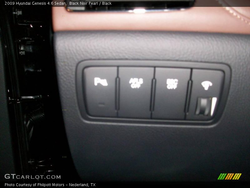 Black Noir Pearl / Black 2009 Hyundai Genesis 4.6 Sedan