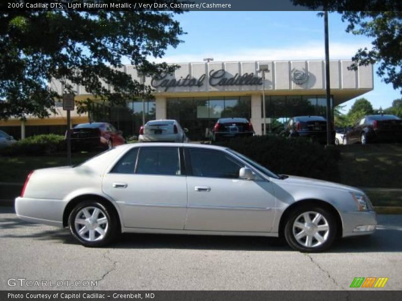 Light Platinum Metallic / Very Dark Cashmere/Cashmere 2006 Cadillac DTS