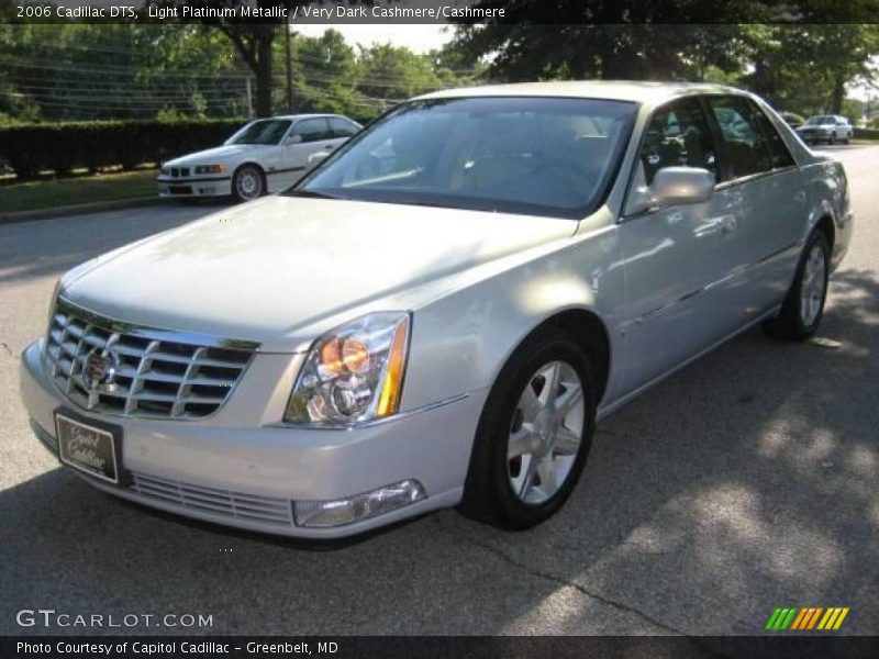 Light Platinum Metallic / Very Dark Cashmere/Cashmere 2006 Cadillac DTS