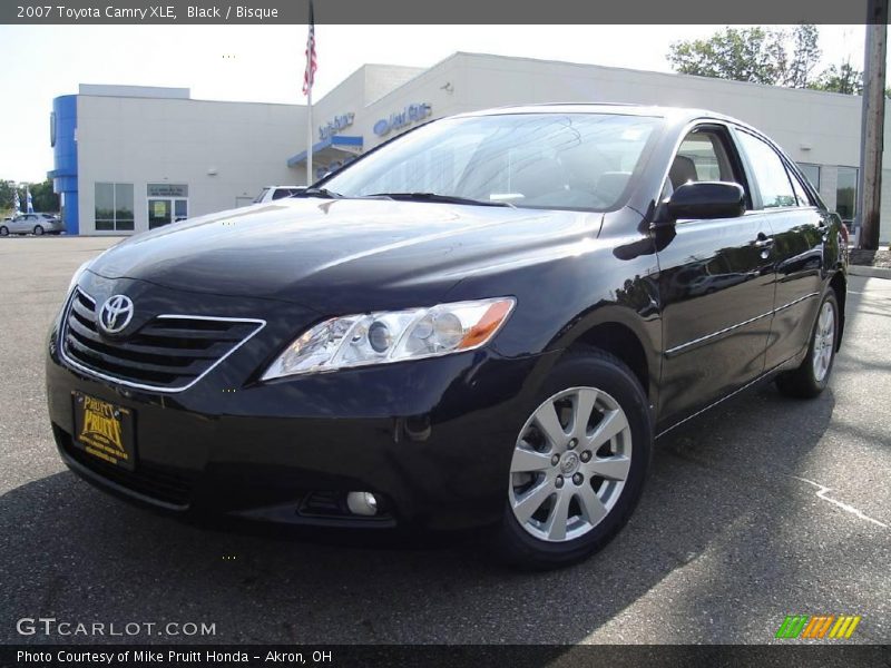 Black / Bisque 2007 Toyota Camry XLE