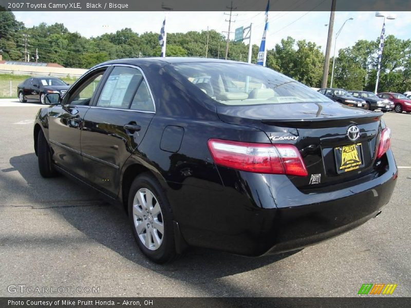 Black / Bisque 2007 Toyota Camry XLE
