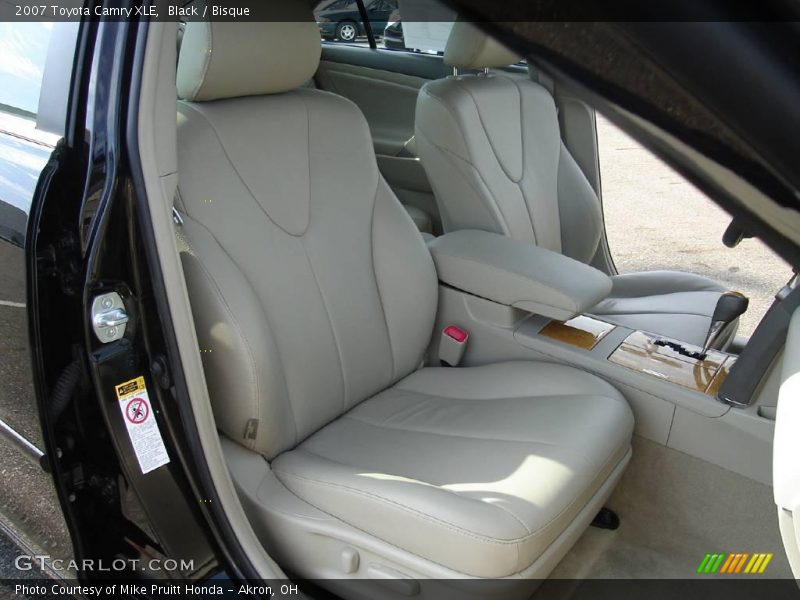 Black / Bisque 2007 Toyota Camry XLE