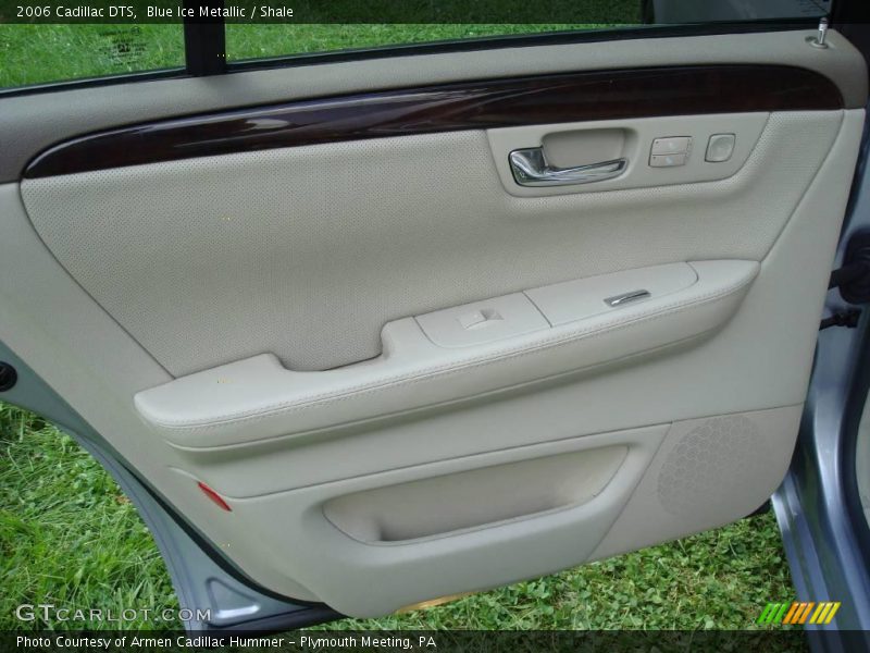 Blue Ice Metallic / Shale 2006 Cadillac DTS