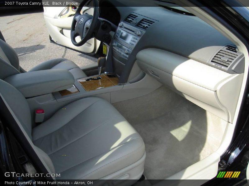 Black / Bisque 2007 Toyota Camry XLE