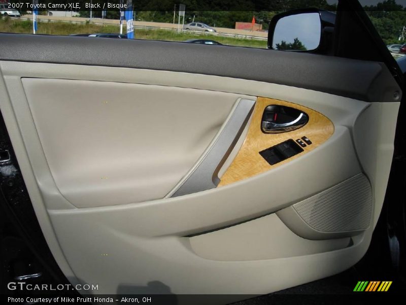 Black / Bisque 2007 Toyota Camry XLE