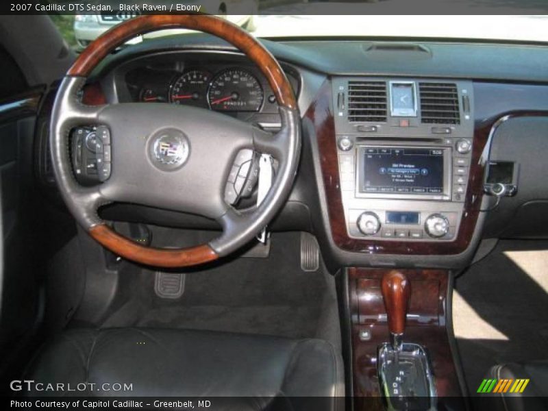 Black Raven / Ebony 2007 Cadillac DTS Sedan