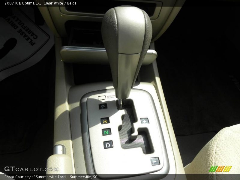 Clear White / Beige 2007 Kia Optima LX