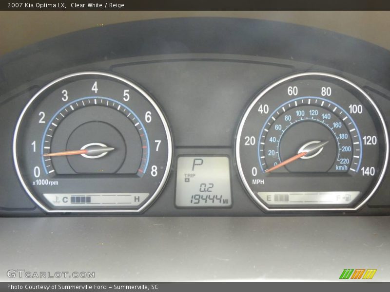 Clear White / Beige 2007 Kia Optima LX