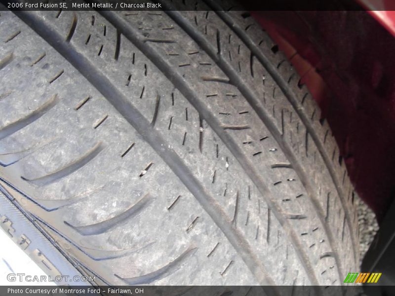 Merlot Metallic / Charcoal Black 2006 Ford Fusion SE