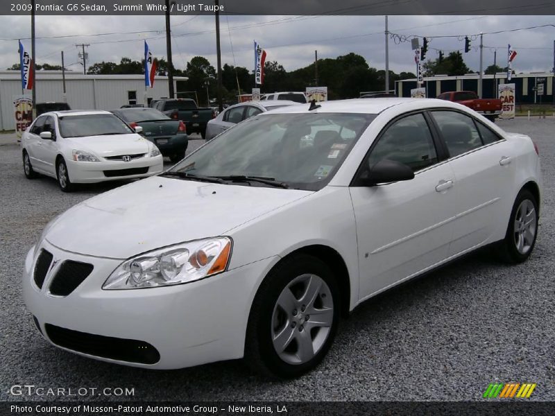 Summit White / Light Taupe 2009 Pontiac G6 Sedan