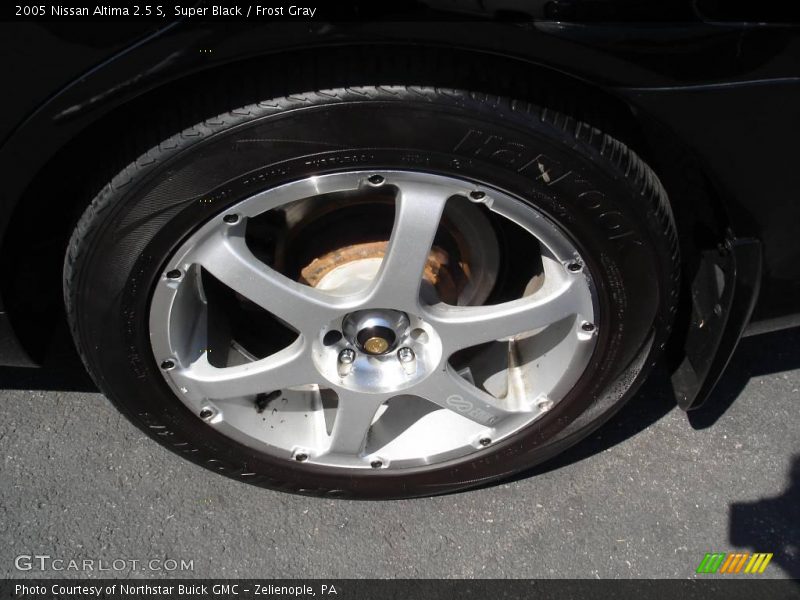 Super Black / Frost Gray 2005 Nissan Altima 2.5 S
