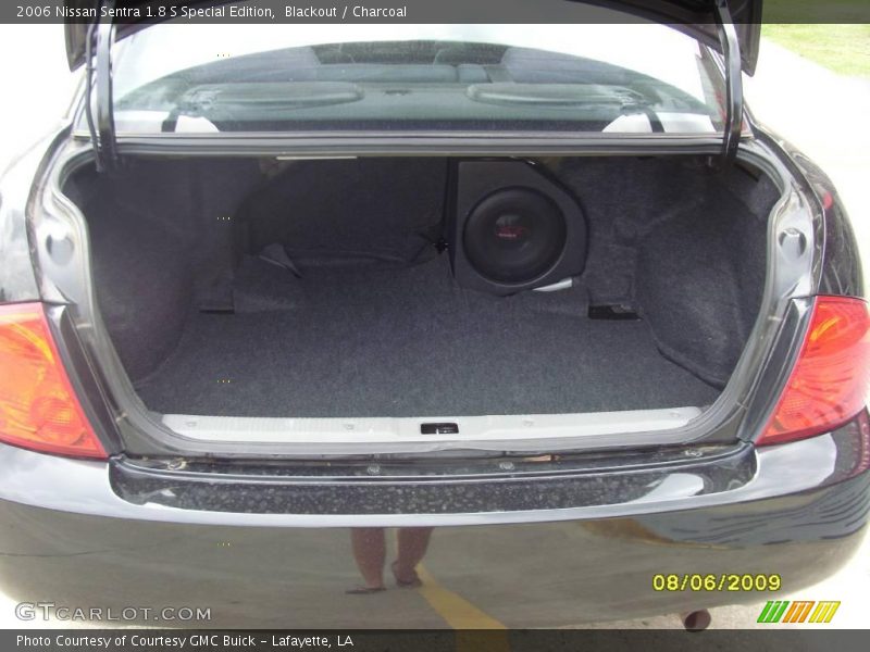 Blackout / Charcoal 2006 Nissan Sentra 1.8 S Special Edition