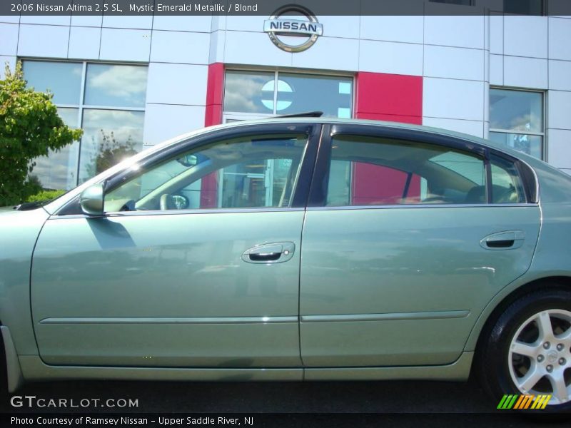 Mystic Emerald Metallic / Blond 2006 Nissan Altima 2.5 SL