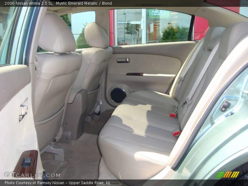 Mystic Emerald Metallic / Blond 2006 Nissan Altima 2.5 SL