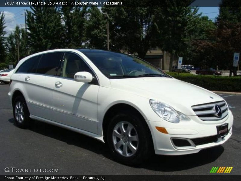 Alabaster White / Macadamia 2007 Mercedes-Benz R 350 4Matic