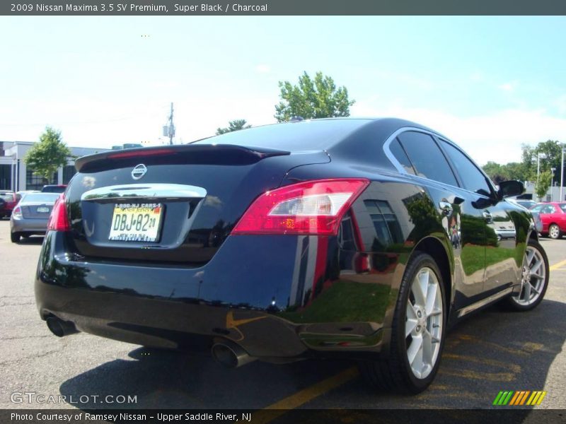 Super Black / Charcoal 2009 Nissan Maxima 3.5 SV Premium