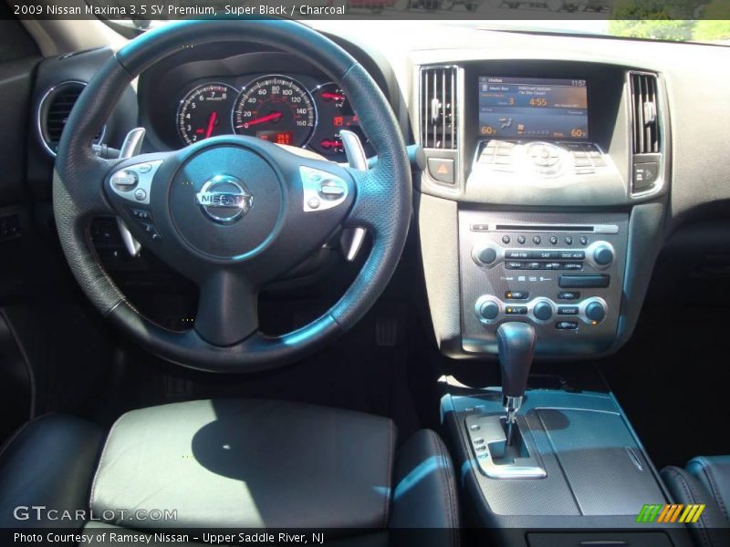 Super Black / Charcoal 2009 Nissan Maxima 3.5 SV Premium