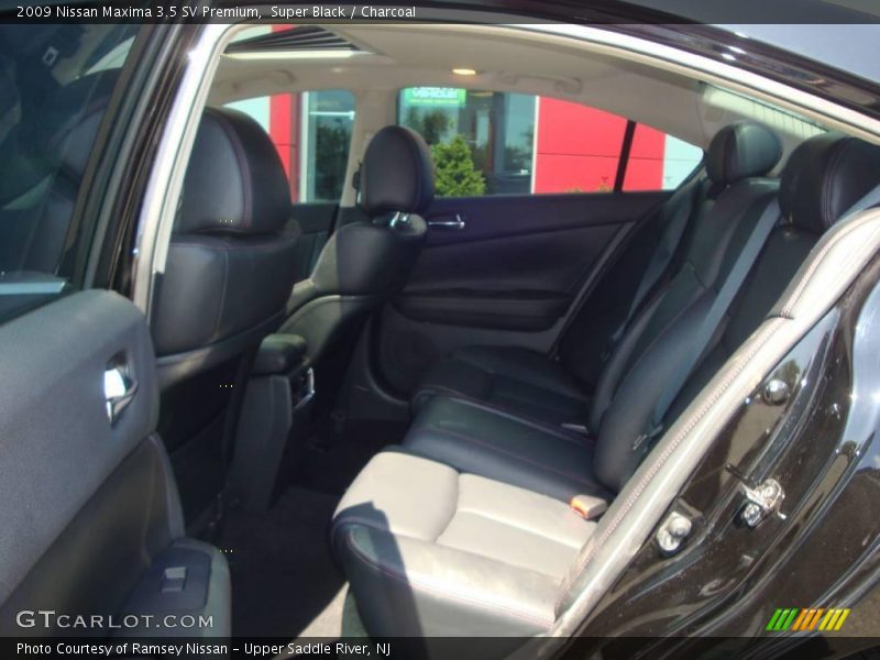 Super Black / Charcoal 2009 Nissan Maxima 3.5 SV Premium