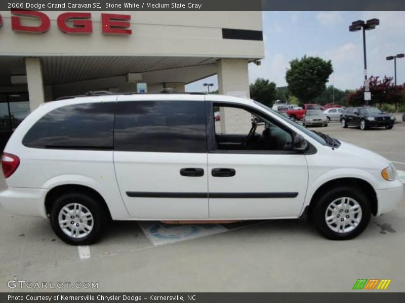 Stone White / Medium Slate Gray 2006 Dodge Grand Caravan SE
