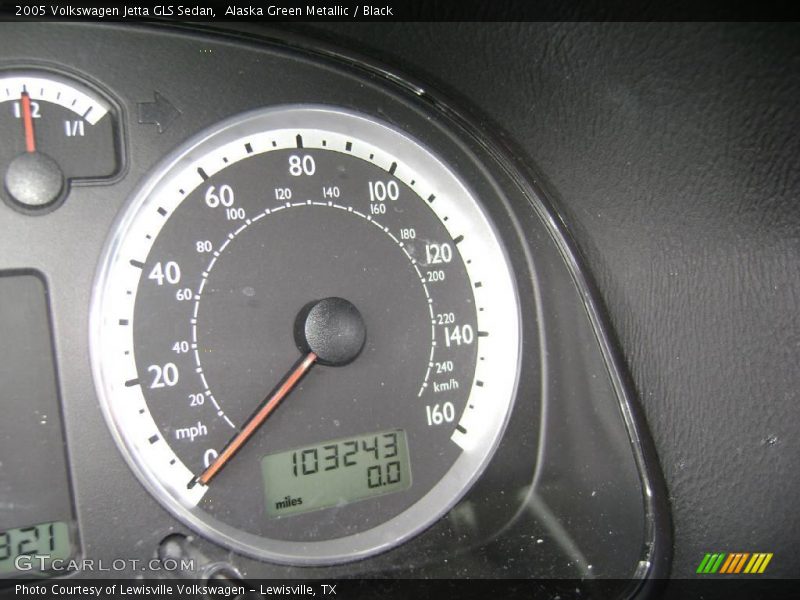 Alaska Green Metallic / Black 2005 Volkswagen Jetta GLS Sedan