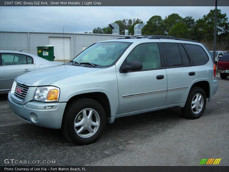 Silver Mist Metallic / Light Gray 2007 GMC Envoy SLE 4x4