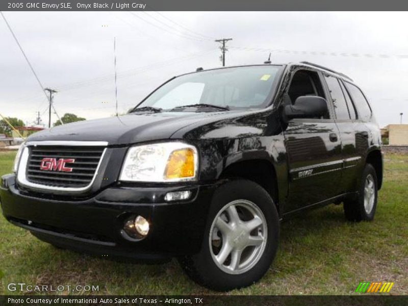 Onyx Black / Light Gray 2005 GMC Envoy SLE